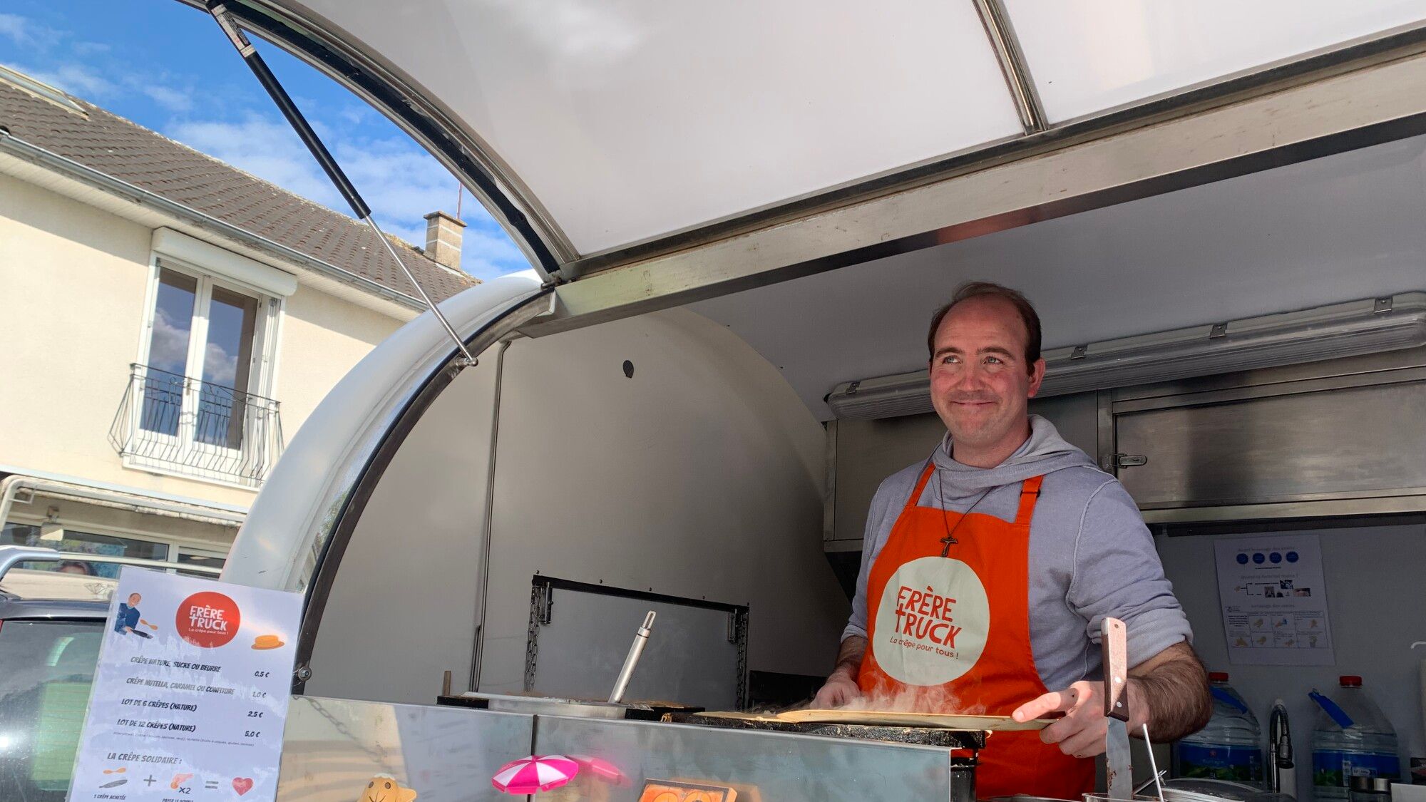 In Poitiers, a priest launches Frère Truck, a solidarity food truck