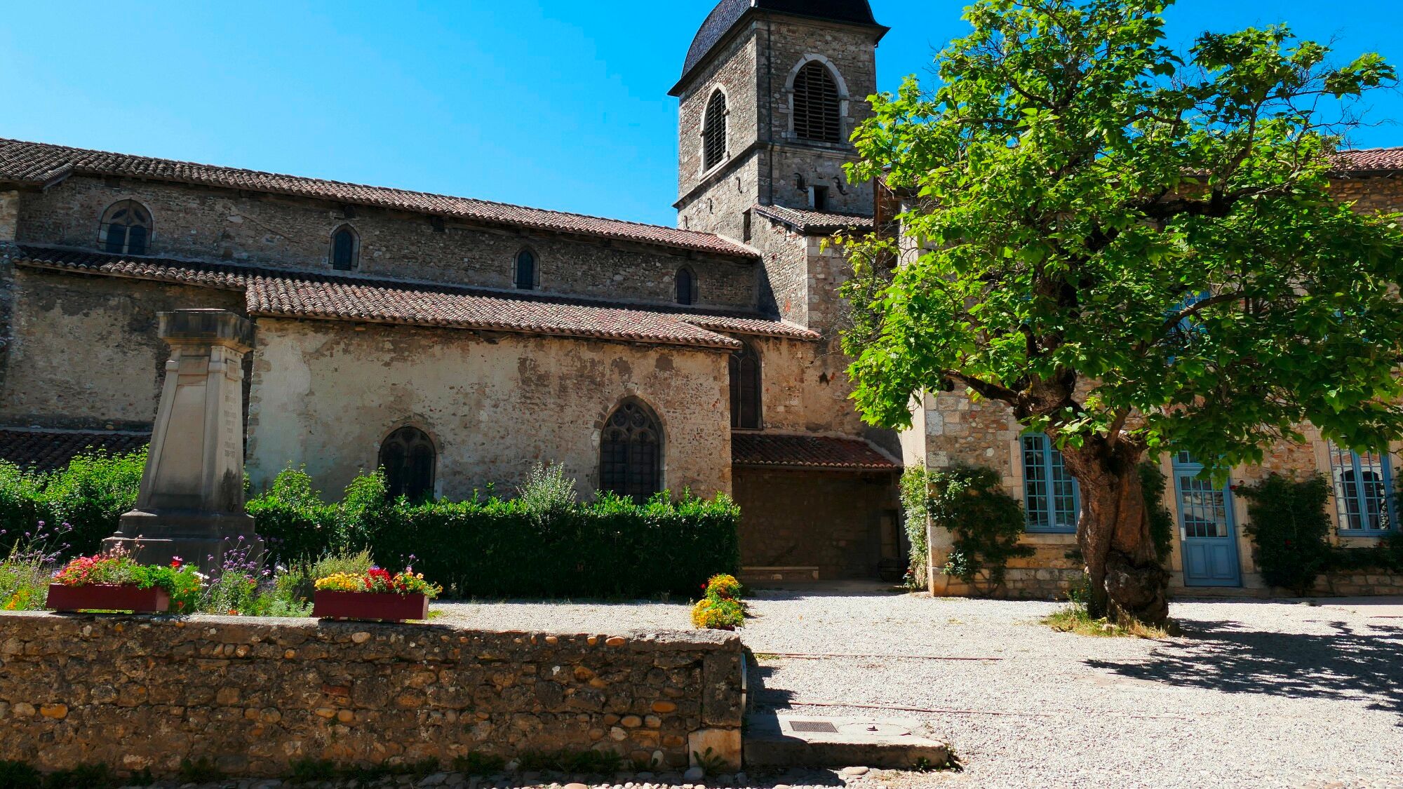 Take part in the “I love my bell tower” competition