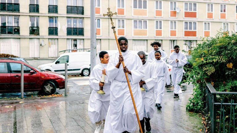 “The number of baptisms is exploding”… These urban Christians who are awakening the Church of France
