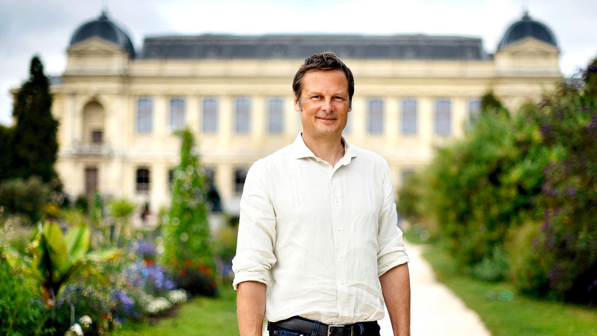 "Learning the world as the little prince"