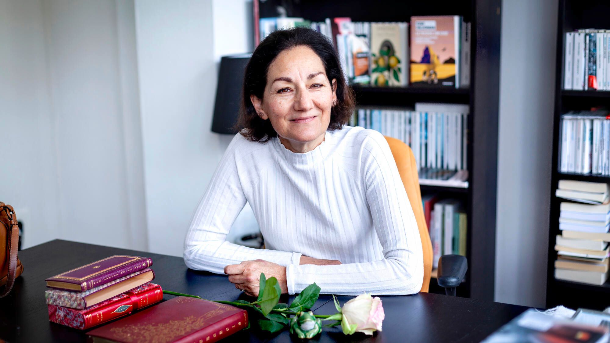 Alice Ferney: "I like to understand without judging"