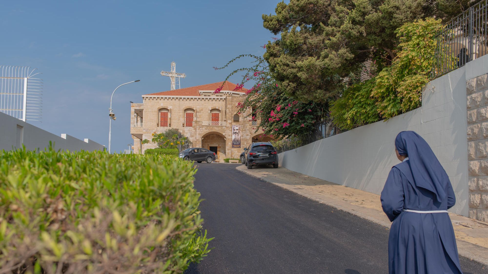Leo XIV visiting a psychiatric hospital