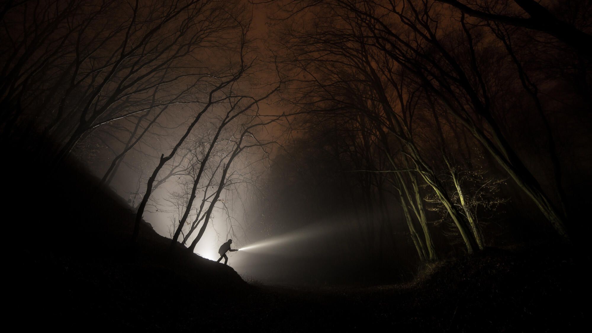 How to avoid unexpected incidents while hiking?