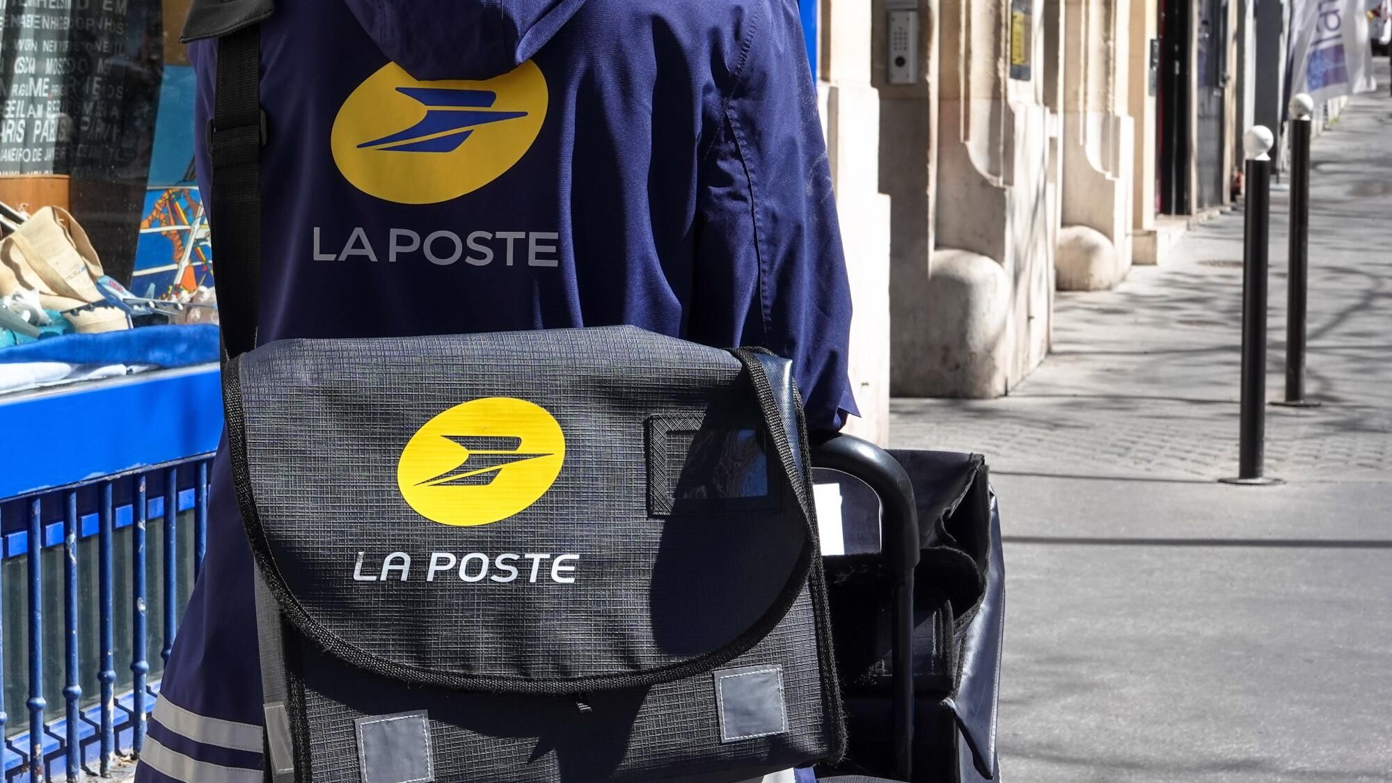 The renunciation of postal distribution of the press opens the way to information deserts