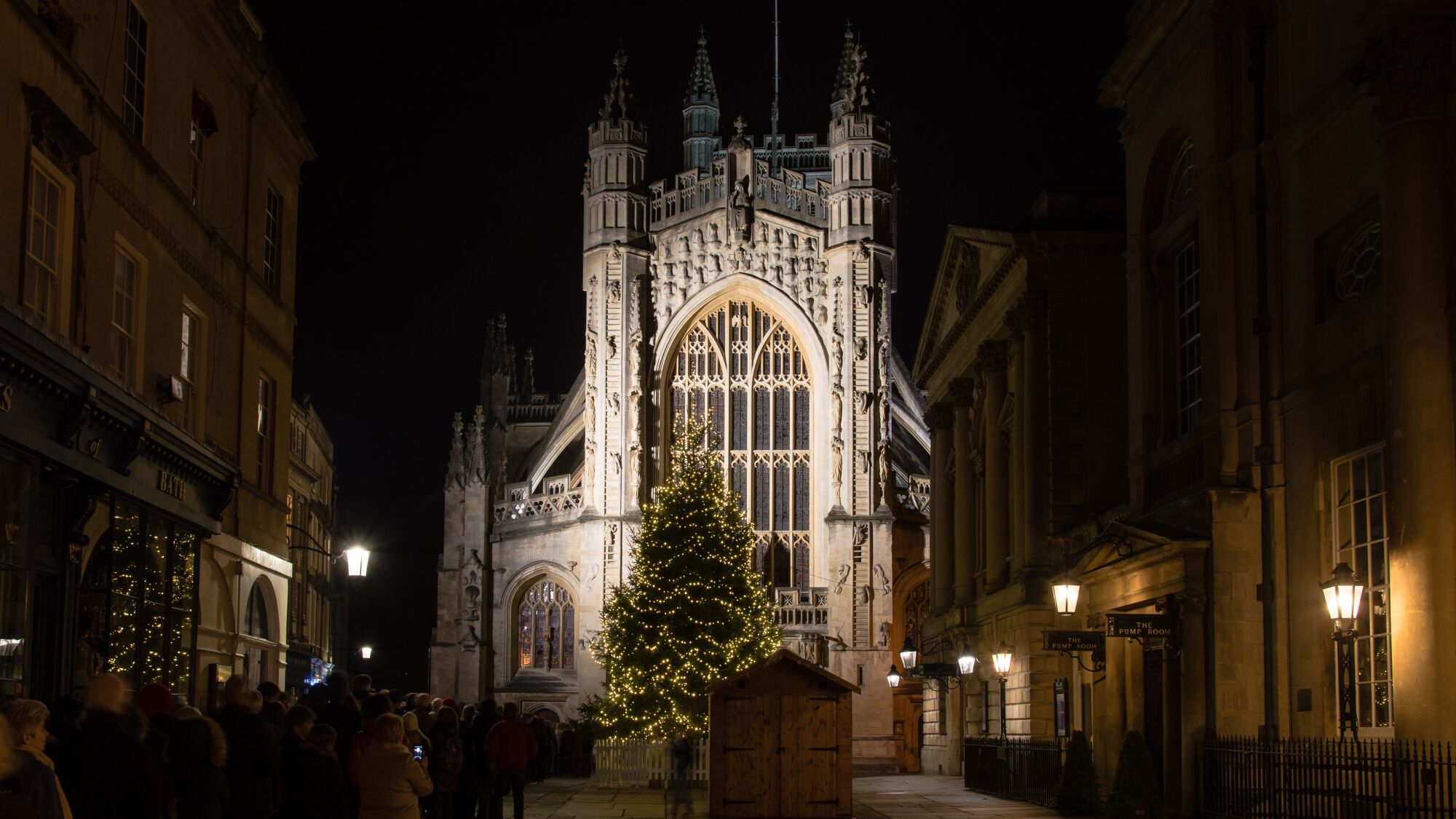 Why is Christmas mass at midnight?