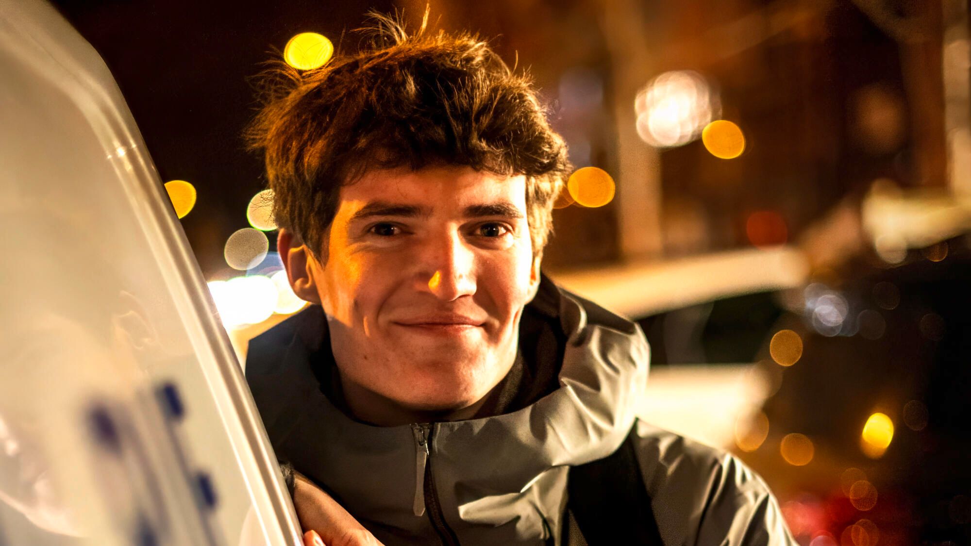 a solidarity bank card to help the homeless in France