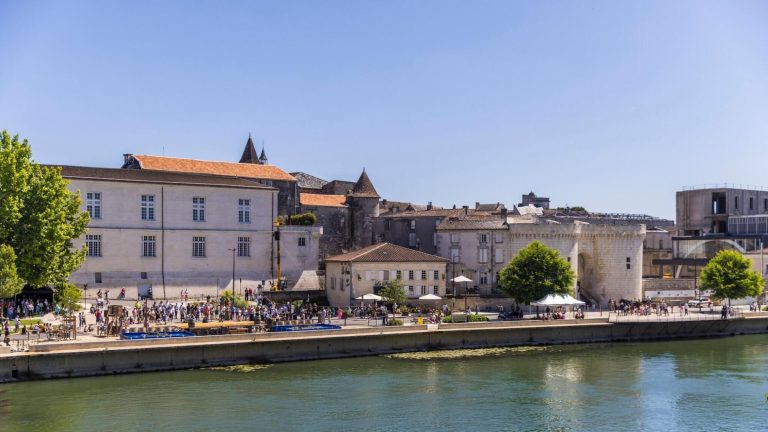 the Porte Saint-Jacques reopens and reveals its heritage