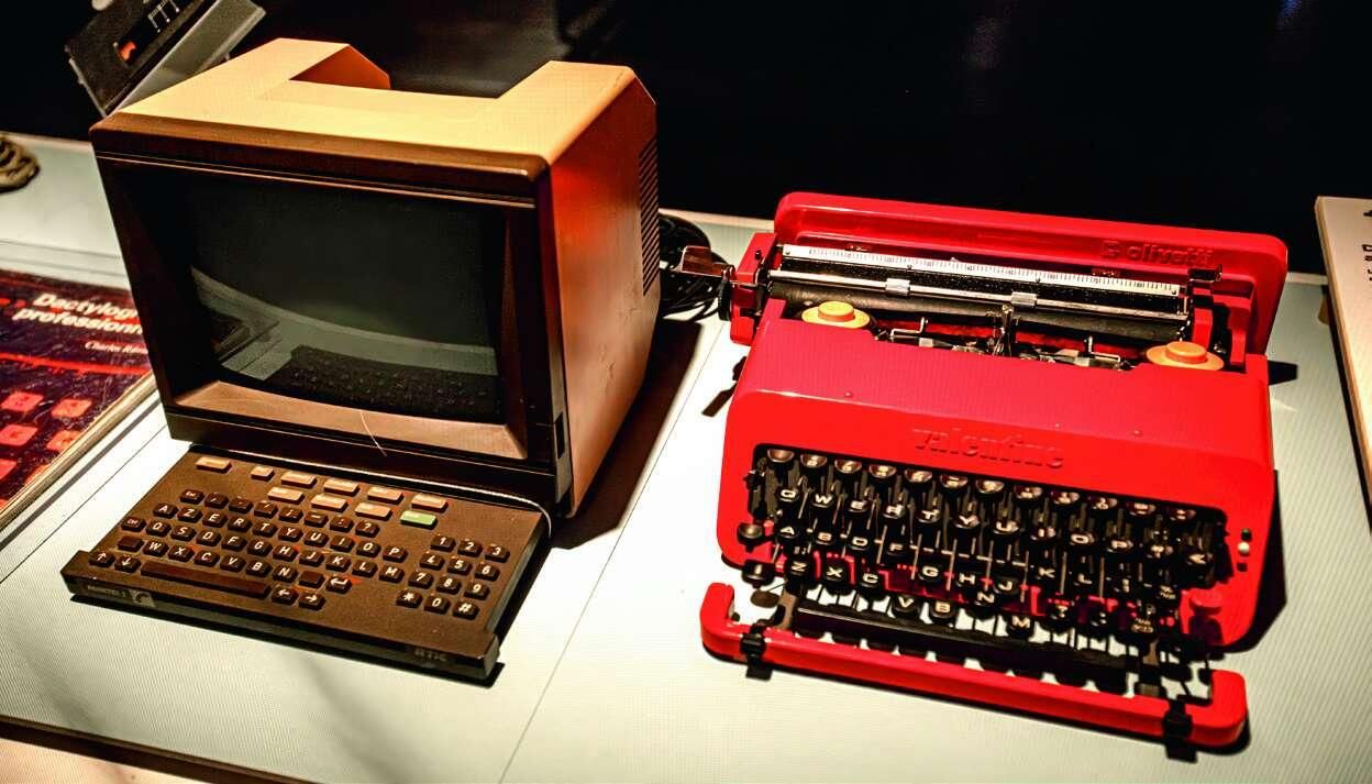 In Paris, an exhibition from the era of the typewriter