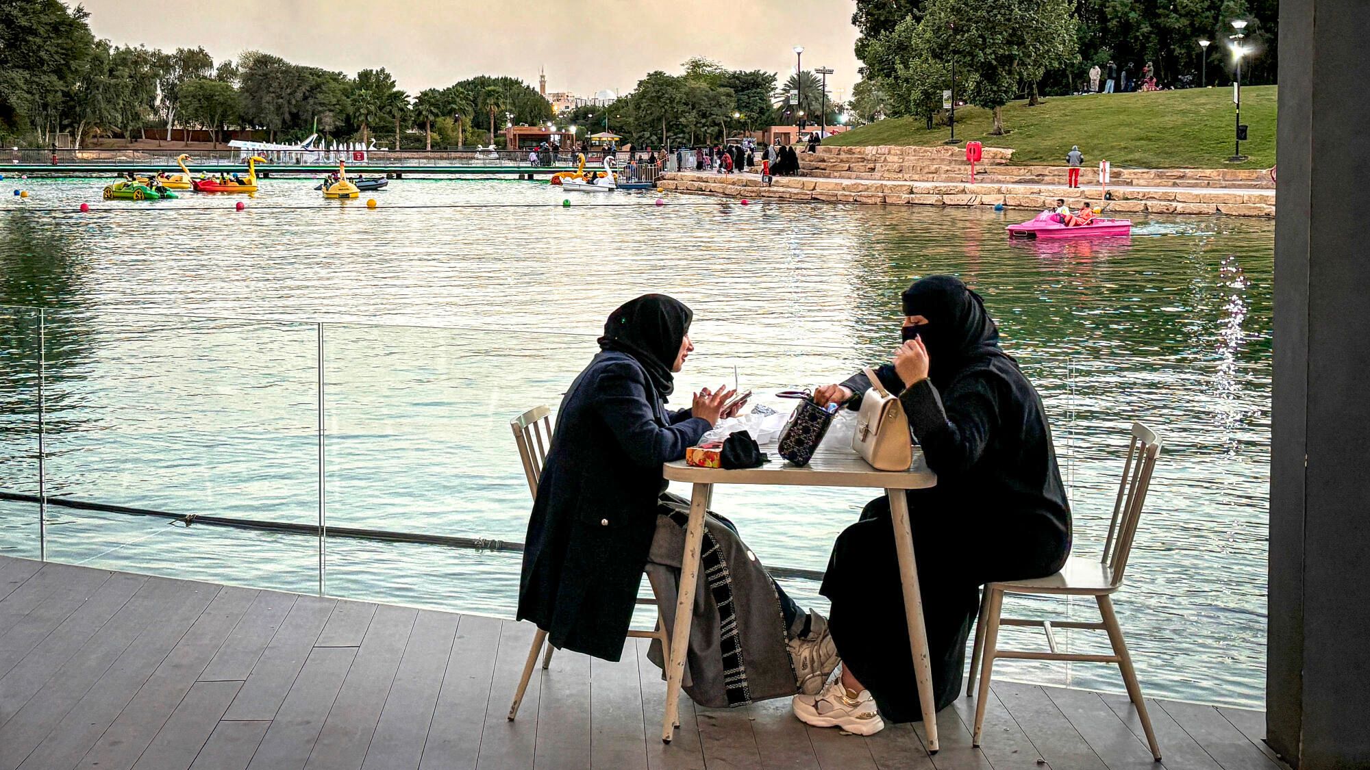 In Riyadh, Saudi women emancipate themselves in secret
