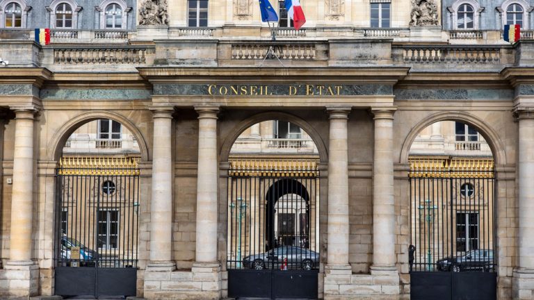 What does the term “extreme” really mean?