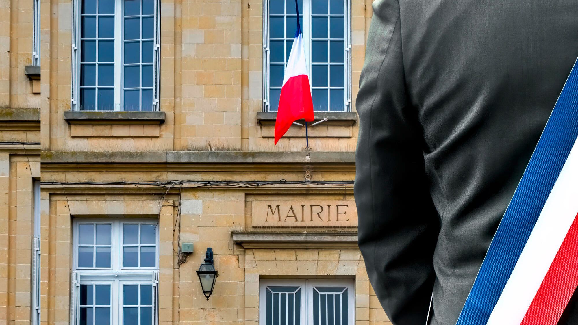 the French passion for the communes