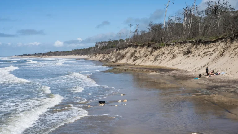 In Soulac-sur-Mer, the countdown against erosion has begun