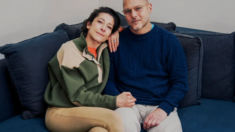 Desiring each other in illness: these couples reinvent themselves
