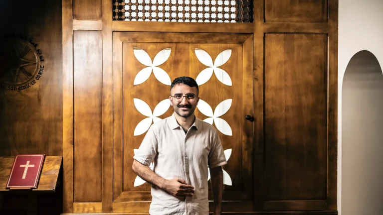 Dilan Adamat, the Franco-Iraqi returned to Iraq
