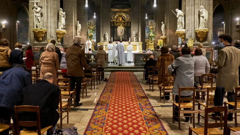 All Ile-de-France Catholics see Leo XIV at their doorstep

